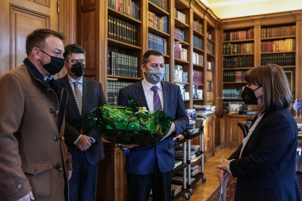 Την Πρόεδρο Δημοκρατίας Κατερίνα Σακελλαροπούλου επισκέφθηκε ο Αντιπεριφερειάρχης Θ. Βασιλόπουλος