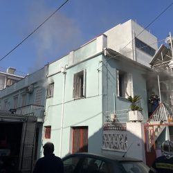 Πυρκαγιά σε σπίτι στην Αμαλιάδα – Σώθηκε ένα ανήλικο παιδί (βίντεο)